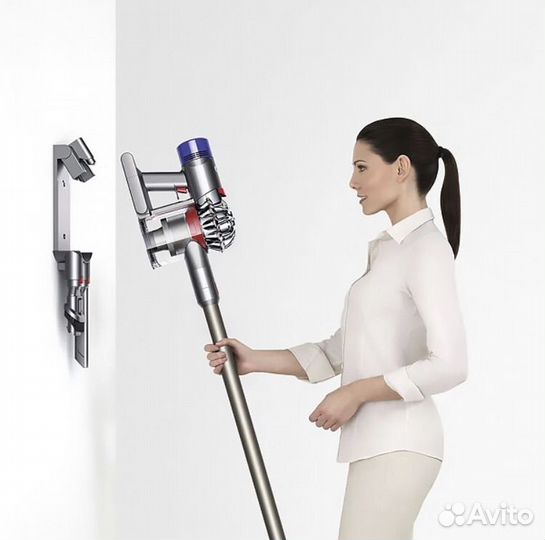 Пылесос Dyson v8 sv25