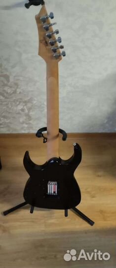 Электрогитара