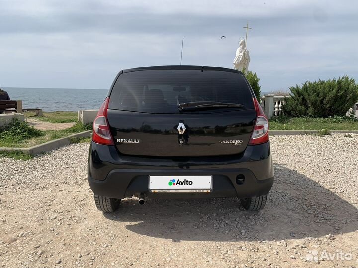 Renault Sandero, 2012