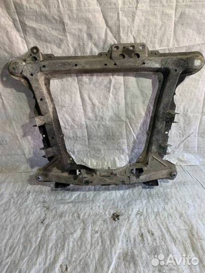 Подрамник передний Renault Symbol K7JA700 2005