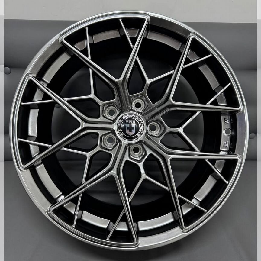 Литые диски Blitz 8×R18 5×114.3
