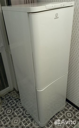 Холодильник indesit No Frost