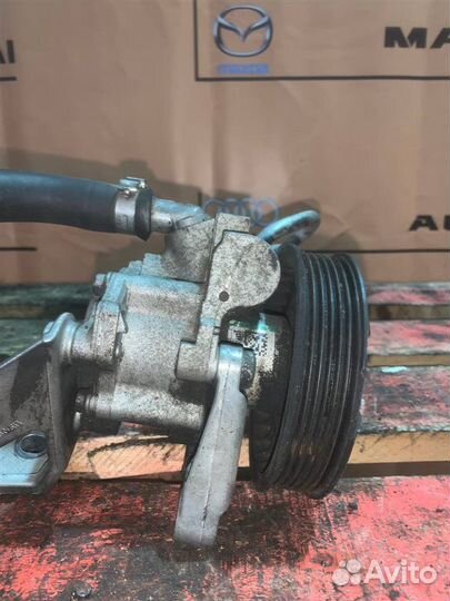 Насос гур Bmw 5-Series E60 N52B30AF 2005-2011