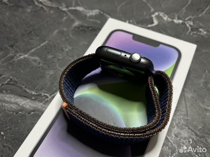 Часы Apple Watch 4 44 mm Ростест
