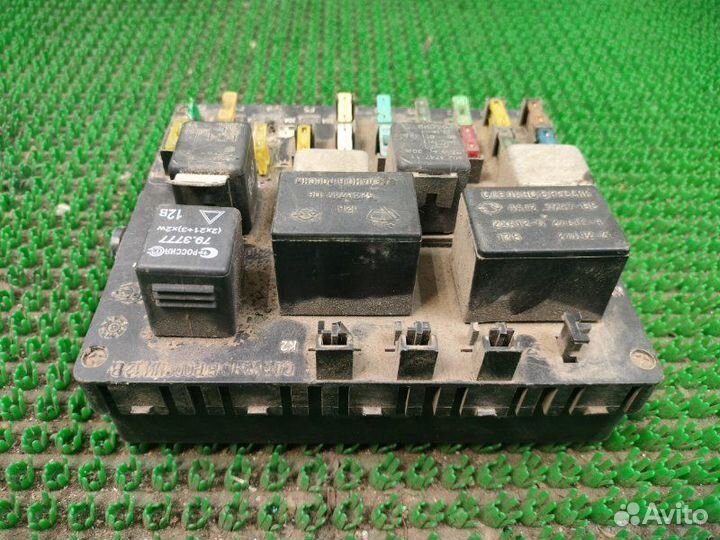 Блок предохранителей Chevrolet Niva 2005