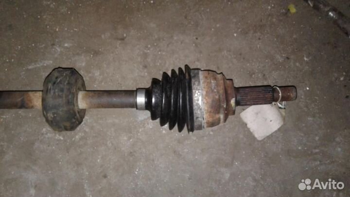 Полуось передняя R Renault Logan 2005-2014