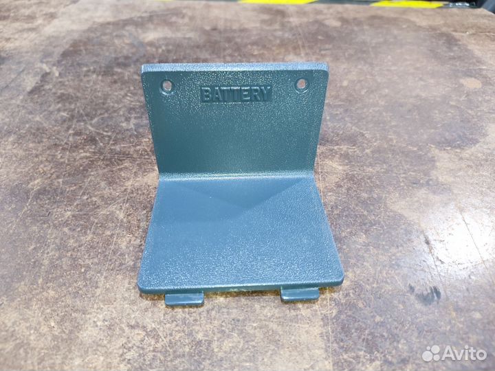 Крышка отсека АКБ Honda Tact AF30/31 Japan