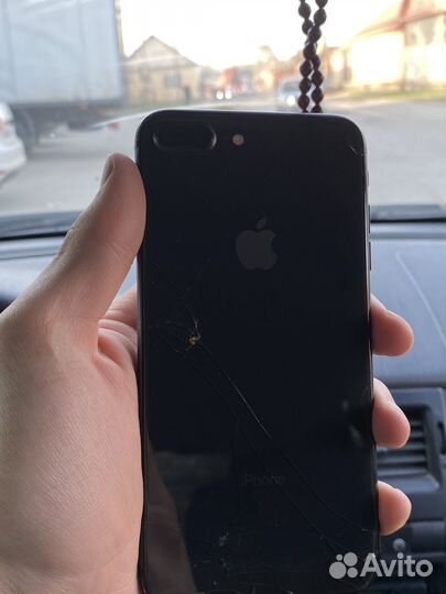 iPhone 8 Plus, 64 ГБ