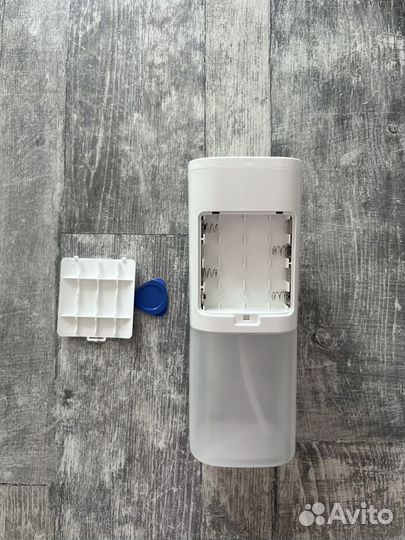 Диспенсер для мыла сенсорный