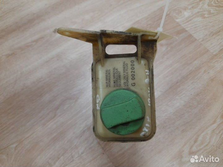 Бачок гур Volkswagen Passat B5 1996-2005