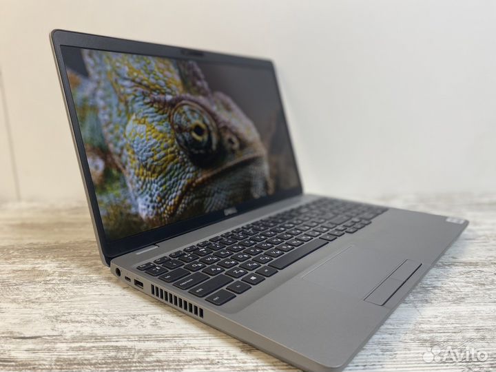 Ноутбук Dell Precision 3551 12 ядер