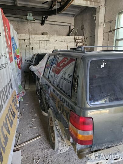 Разборка джипов