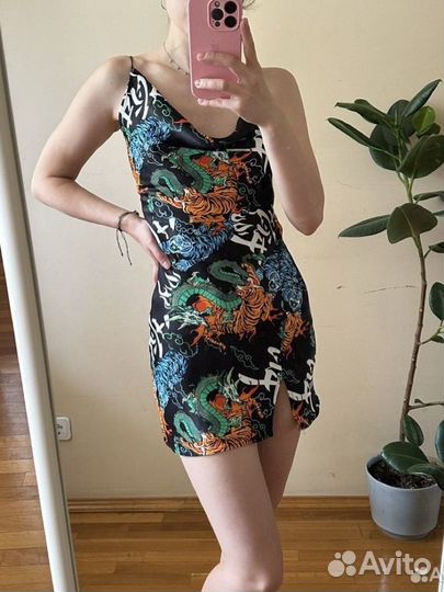 Платье bershka