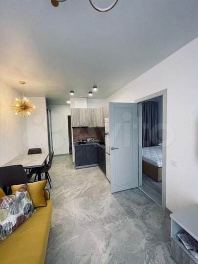 2-к. квартира, 40 м², 12/18 эт.