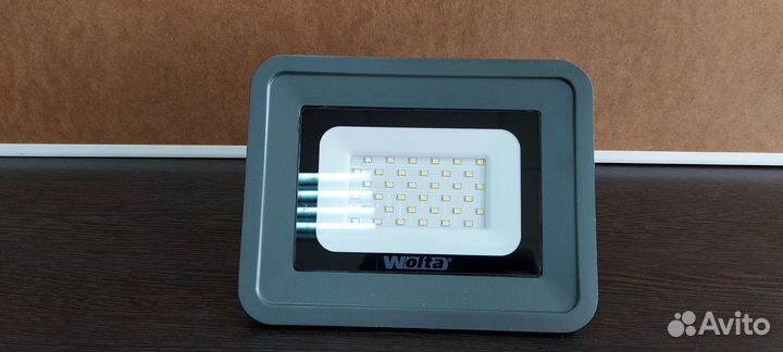 Светодиодный прожектор Wolta WFL-30W/06 5500K, 30