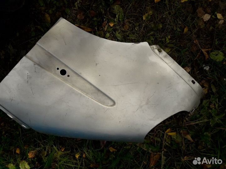 Крыло газ переднее