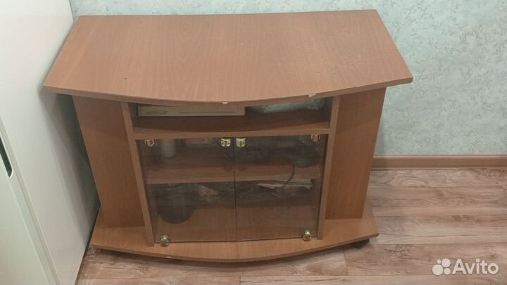 Тумба под телевизор