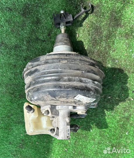 Вакуумный усилитель тормозов Audi A4 1.9 2002