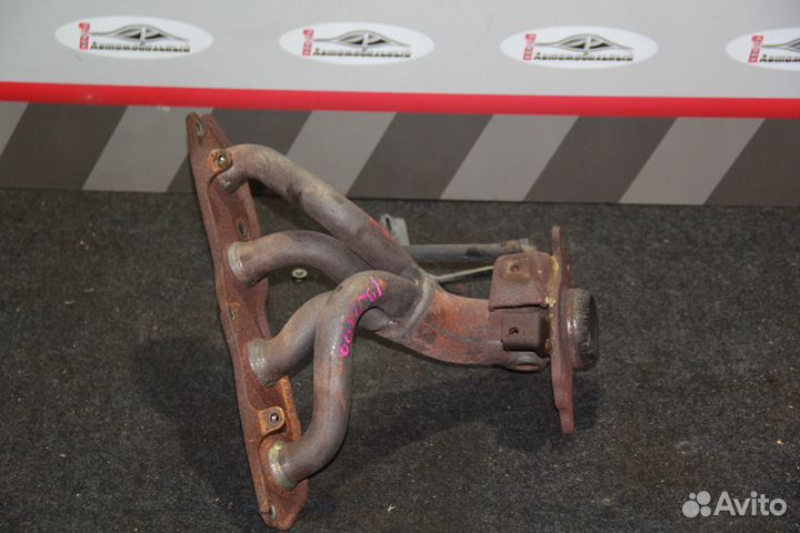 Выпускной коллектор c Toyota Sienta NCP81G 1NZ-FE
