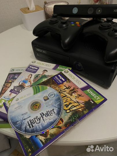 Xbox 360, kinect +2 геймпада