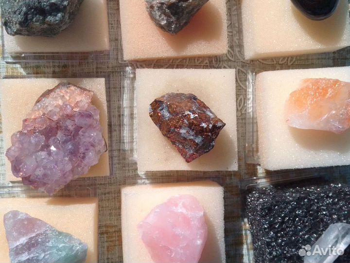 Камни и минералы