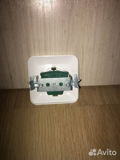 Розетка Wessen врезная