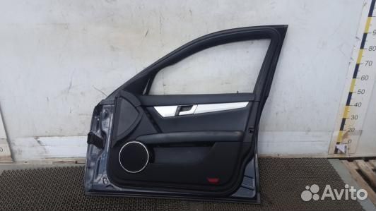 Дверь передняя правая mercedes benz C-class W204