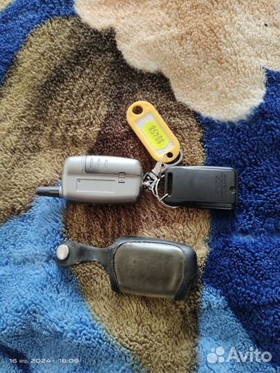 Пульт от сигнализации старлайн