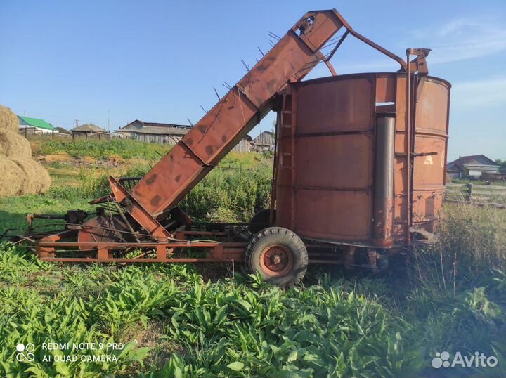 Пресс-подборщик Сызраньсельмаш ПК-1.6А, 1991