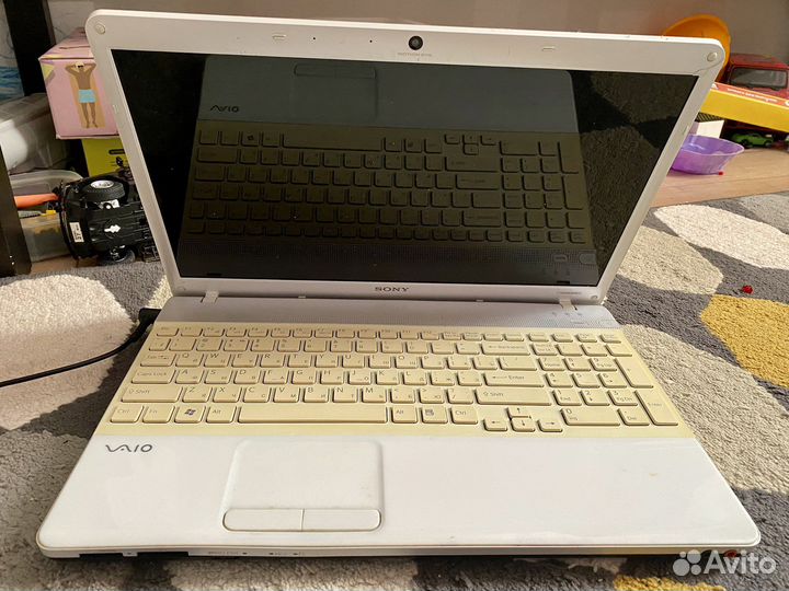 Ноутбук Sony vaio vpcee2E1R(на запчасти)