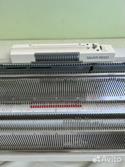 Вязальная машина Silver Reed
