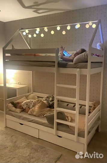 Детская кровать от 3 лет с ящиками
