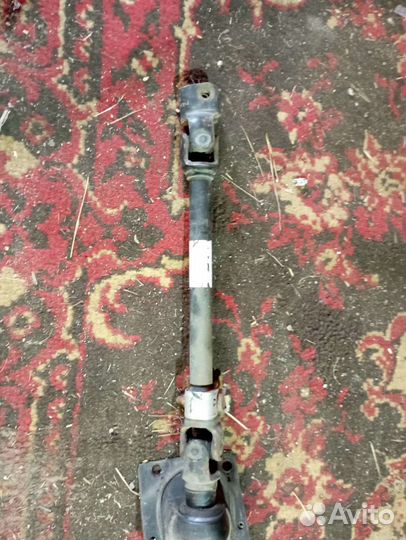 Колонка рулевая (кардан) мерседес 906