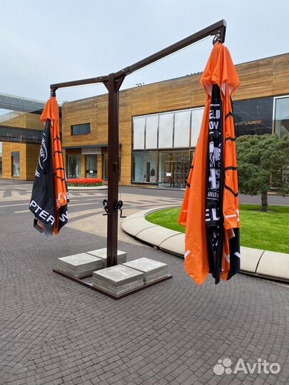 Зонт на центральной опоре с брендированием