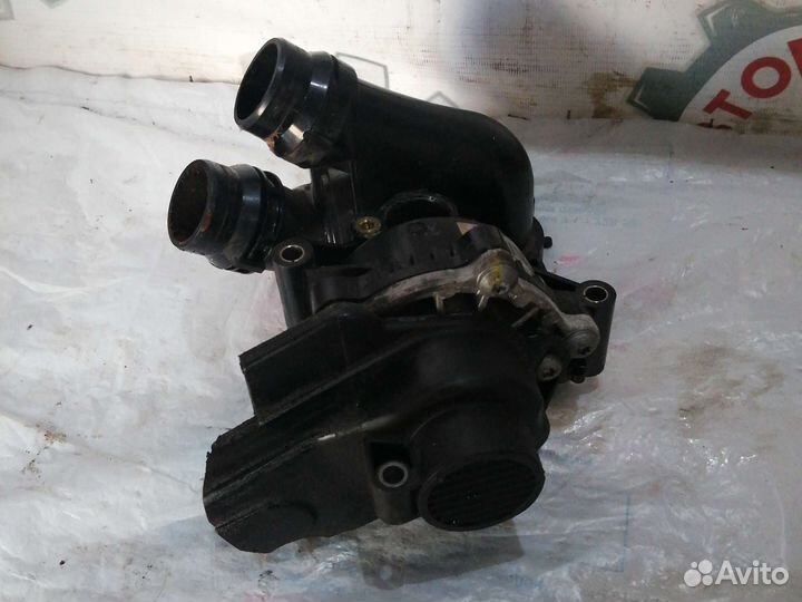 Помпа с термостатом Skoda Octavia A5, 1.8