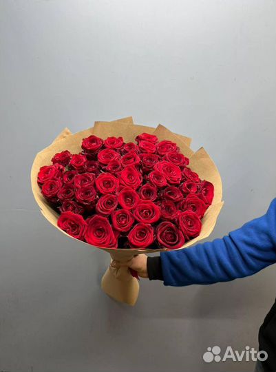 Цветы букет роз 80 см 25 шт