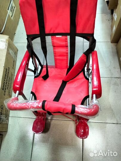 Кресло детское заднее складное(пласт/ал) красное