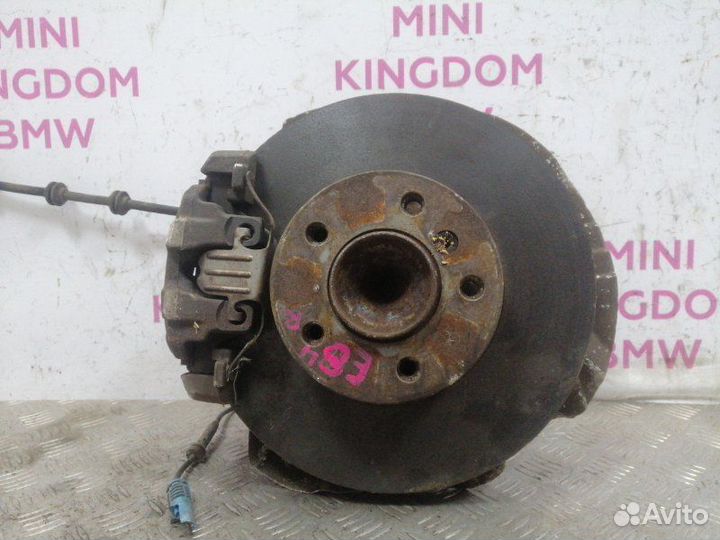 Поворотный кулак передний правый Bmw X1 E84 N52