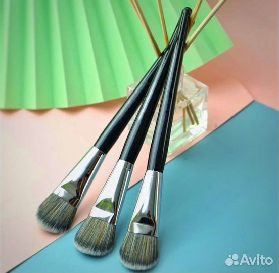 Кисть для макияжа 3в1