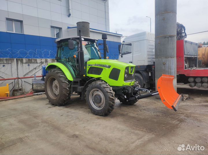 Аренда трактора с щеткой