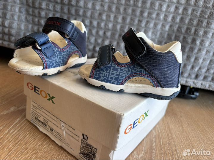 Новые сандали geox 19-го размера