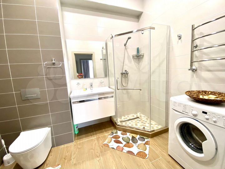 2-к. квартира, 60 м², 9/9 эт.