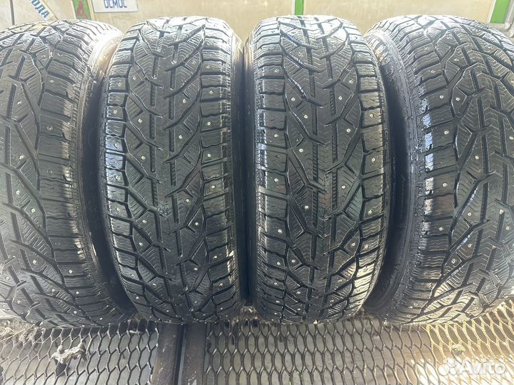 Tigar Ice 215/55 R17 92T