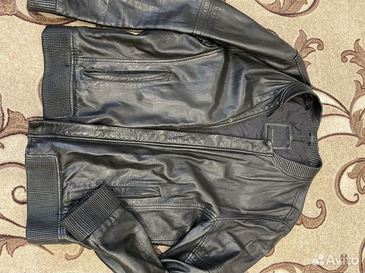 Кожаная куртка