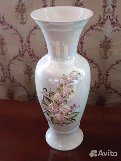 Ваза фарфоровая бу