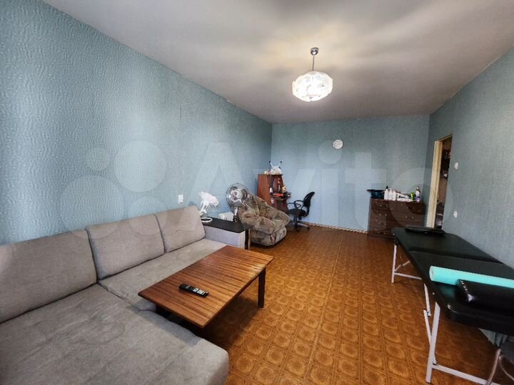 2-к. квартира, 53 м², 8/10 эт.