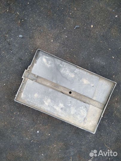 Renault logan 2 площадка аккумулятора