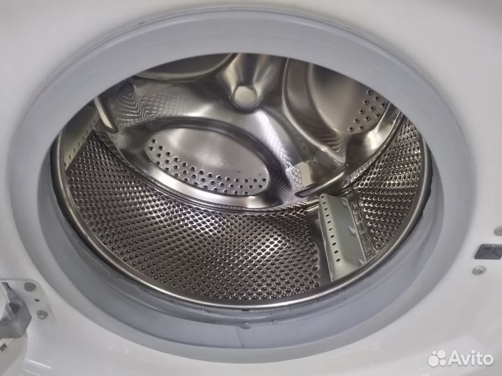 Стиральная машина Hotpoint-Ariston 4,5кг Гарантия