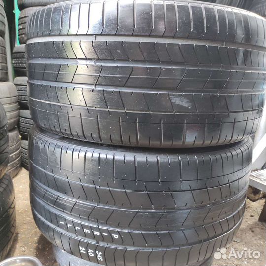Pirelli P Zero 275/45 R21 и 315/40 R21 111Y