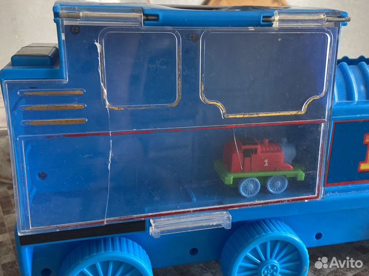 Паровозик Томас на батарейках